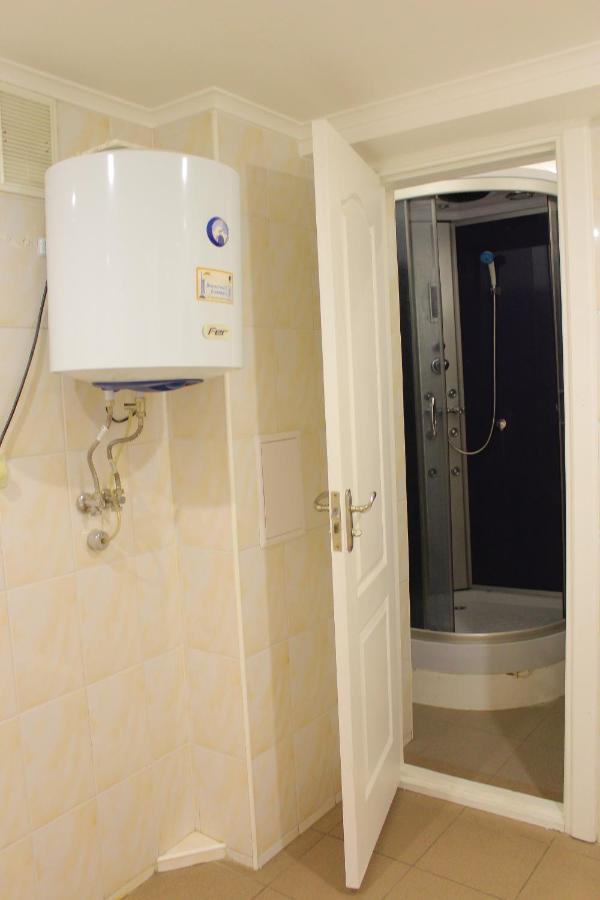 Uneed Rooms Somnium Киев Экстерьер фото